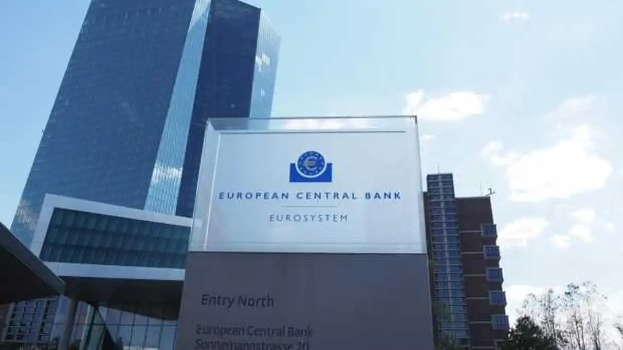 البنك المركزي الأوروبي يثبت أسعار الفائدة رغم استمرار وتيرة صعود التضخم